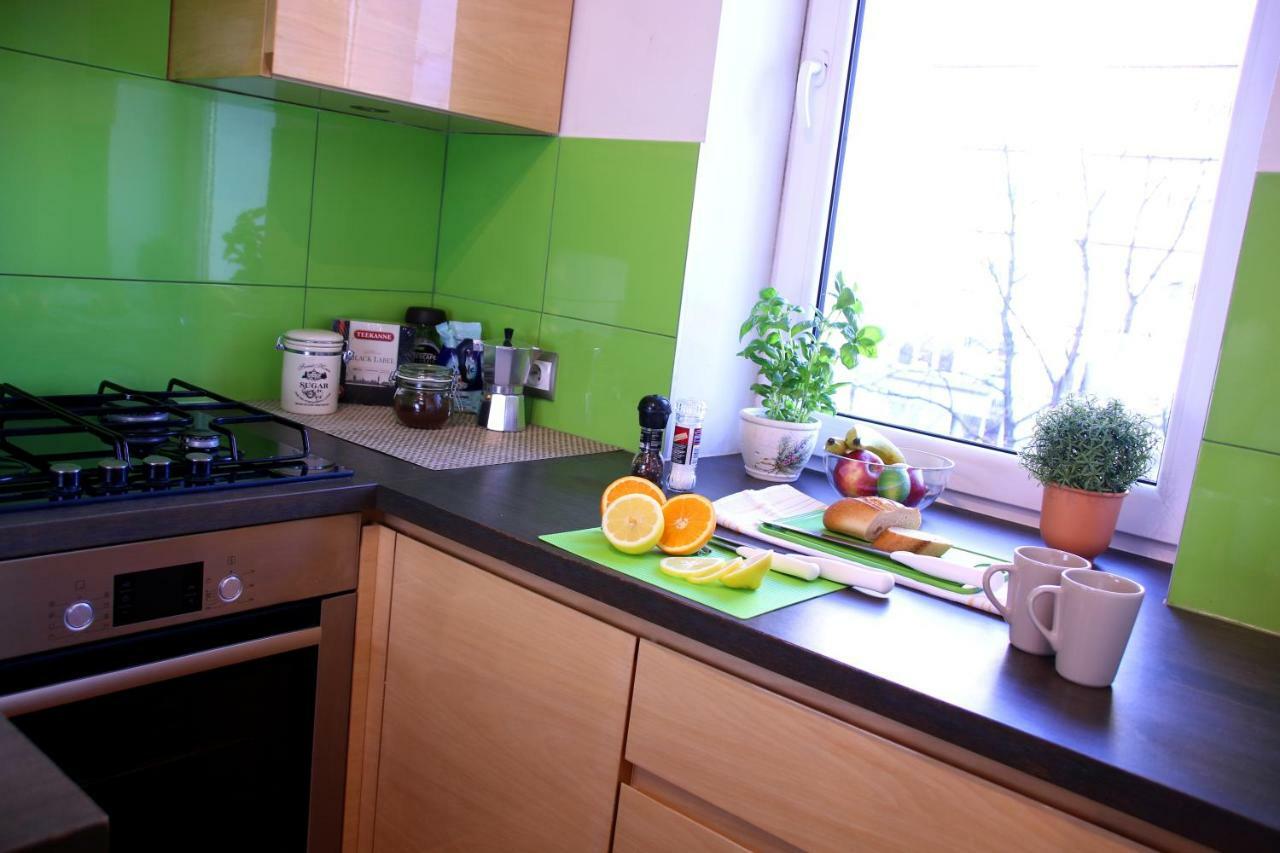 Stylish And Spacious By Cooee Apartments วอร์ซอ ภายนอก รูปภาพ